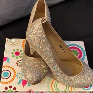 Elegant Gold Glitter Heels
